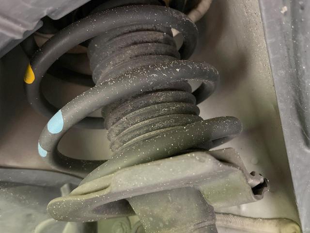 セレナ ２０Ｇ　両側パワースライドドア　後席モニター　純正ナビ　バックカメラ　禁煙車　ＥＴＣ　ドライブレコーダー　クルーズコントロール　スマートキー　プッシュスタート　オートエアコン　純正１５インチアルミ（22枚目）