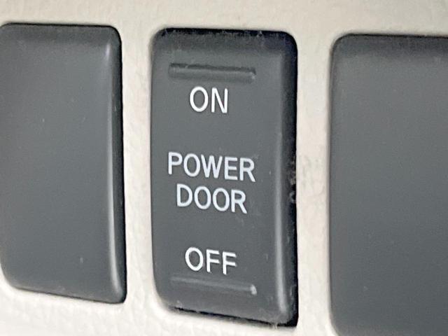 セレナ ２０Ｇ　両側パワースライドドア　後席モニター　純正ナビ　バックカメラ　禁煙車　ＥＴＣ　ドライブレコーダー　クルーズコントロール　スマートキー　プッシュスタート　オートエアコン　純正１５インチアルミ（46枚目）