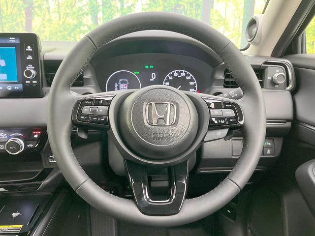 ヴェゼル ｅ：ＨＥＶ　Ｚ　全周囲カメラ　衝突被害軽減システム　レーダークルーズ　禁煙車　電動リアゲート　ハーフレザーシート　コーナーセンサー　スマートキー　ＬＥＤヘッド　ＥＴＣ２．０　純正１８インチアルミ　オートハイビーム（11枚目）