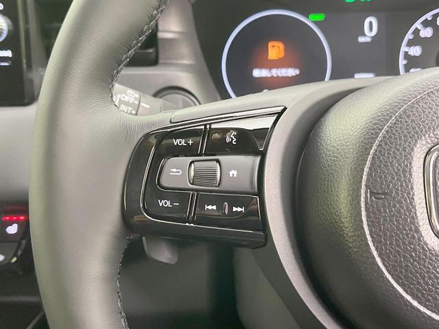 ヴェゼル ｅ：ＨＥＶ　Ｚ　全周囲カメラ　衝突被害軽減システム　レーダークルーズ　禁煙車　電動リアゲート　ハーフレザーシート　コーナーセンサー　スマートキー　ＬＥＤヘッド　ＥＴＣ２．０　純正１８インチアルミ　オートハイビーム（52枚目）