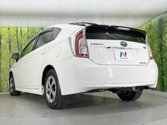 プリウス Ｓ　純正ＳＤナビ　バックカメラ　衝突被害軽減システム　禁煙車　スマートキー　ＨＩＤヘッド　ビルトインＥＴＣ　純正１５インチアルミ　オートライト　オートエアコン　Ｂｌｕｅｔｏｏｔｈ　ＣＤ　ＤＶＤ再生（27枚目）