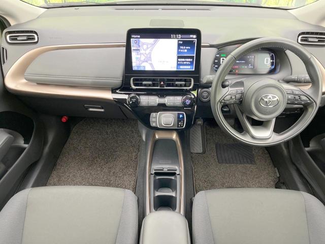 アクア Ｚ　ラフィネ　純正ナビ付ＤＡ　全周囲カメラ　衝突軽減　レーダークルーズ　禁煙車　コーナーセンサー　スマートキー　ＬＥＤヘッド　ビルトインＥＴＣ　純正１６インチアルミ　オートハイビーム　オートライト　オートエアコン（2枚目）