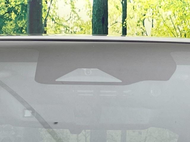 アクア Ｚ　ラフィネ　純正ナビ付ＤＡ　全周囲カメラ　衝突軽減　レーダークルーズ　禁煙車　コーナーセンサー　スマートキー　ＬＥＤヘッド　ビルトインＥＴＣ　純正１６インチアルミ　オートハイビーム　オートライト　オートエアコン（4枚目）