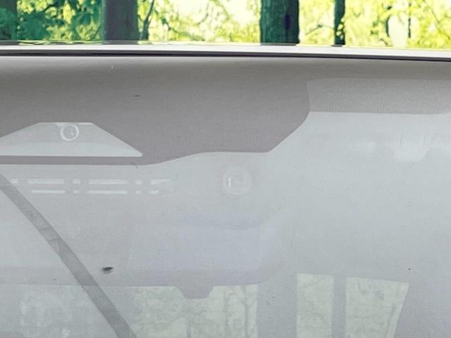 アクア Ｚ　ラフィネ　純正ナビ付ＤＡ　全周囲カメラ　衝突軽減　レーダークルーズ　禁煙車　コーナーセンサー　スマートキー　ＬＥＤヘッド　ビルトインＥＴＣ　純正１６インチアルミ　オートハイビーム　オートライト　オートエアコン（27枚目）