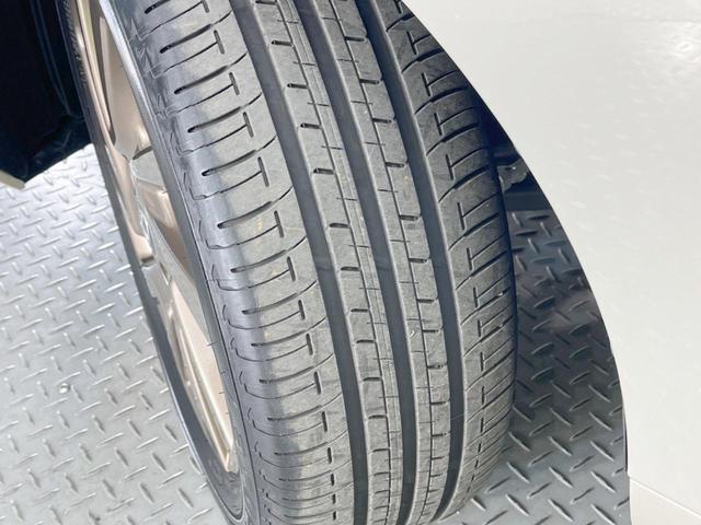 アクア Ｚ　ラフィネ　純正ナビ付ＤＡ　全周囲カメラ　衝突軽減　レーダークルーズ　禁煙車　コーナーセンサー　スマートキー　ＬＥＤヘッド　ビルトインＥＴＣ　純正１６インチアルミ　オートハイビーム　オートライト　オートエアコン（29枚目）