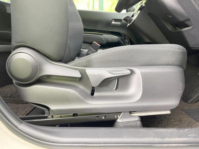 アクア Ｚ　ラフィネ　純正ナビ付ＤＡ　全周囲カメラ　衝突軽減　レーダークルーズ　禁煙車　コーナーセンサー　スマートキー　ＬＥＤヘッド　ビルトインＥＴＣ　純正１６インチアルミ　オートハイビーム　オートライト　オートエアコン（50枚目）