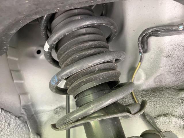 ムーヴキャンバス ストライプスＧ　両側電動スライドドア　衝突被害軽減システム　禁煙車　コーナーセンサー　スマートキー　ＬＥＤヘッド　オートハイビーム　オートライト　オートエアコン　ＬＥＤフォグ　シートヒーター（20枚目）