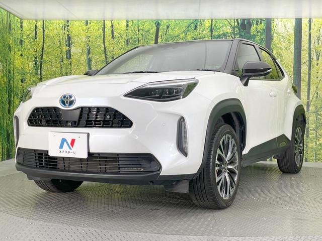 ヤリスクロス ハイブリッドＺ　純正ナビ付ＤＡ　全周囲カメラ　衝突軽減　レーダークルーズ　ＢＳＭ　禁煙車　　パワーシート　コーナーセンサー　スマートキー　ＬＥＤヘッド　ビルトインＥＴＣ　純正１８インチアルミ　オートハイビーム（33枚目）