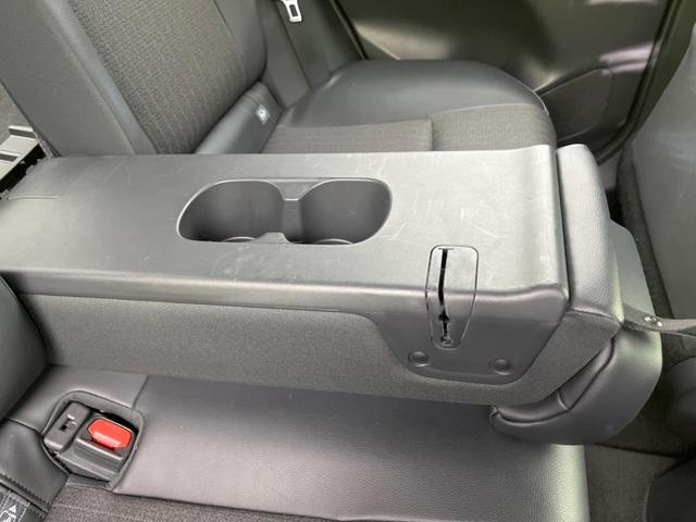 ヤリスクロス ハイブリッドＺ　純正ナビ付ＤＡ　全周囲カメラ　衝突軽減　レーダークルーズ　ＢＳＭ　禁煙車　　パワーシート　コーナーセンサー　スマートキー　ＬＥＤヘッド　ビルトインＥＴＣ　純正１８インチアルミ　オートハイビーム（44枚目）