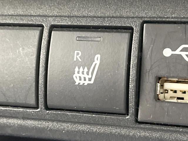 ヤリスクロス ハイブリッドＺ　純正ナビ付ＤＡ　全周囲カメラ　衝突軽減　レーダークルーズ　ＢＳＭ　禁煙車　　パワーシート　コーナーセンサー　スマートキー　ＬＥＤヘッド　ビルトインＥＴＣ　純正１８インチアルミ　オートハイビーム（51枚目）