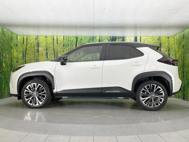 ヤリスクロス ハイブリッドＺ　純正ＤＡ　衝突軽減装置　レーダークルーズコントロール　バックカメラ　ＢＳＭ　ＥＴＣ　ドライブレコーダー　シートヒーター　パワーシート　パワーバックドア　ＬＥＤヘッドライト（35枚目）