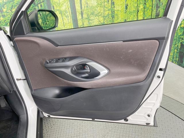 ヤリスクロス ハイブリッドＺ　純正ＤＡ　衝突軽減装置　レーダークルーズコントロール　バックカメラ　ＢＳＭ　ＥＴＣ　ドライブレコーダー　シートヒーター　パワーシート　パワーバックドア　ＬＥＤヘッドライト（40枚目）