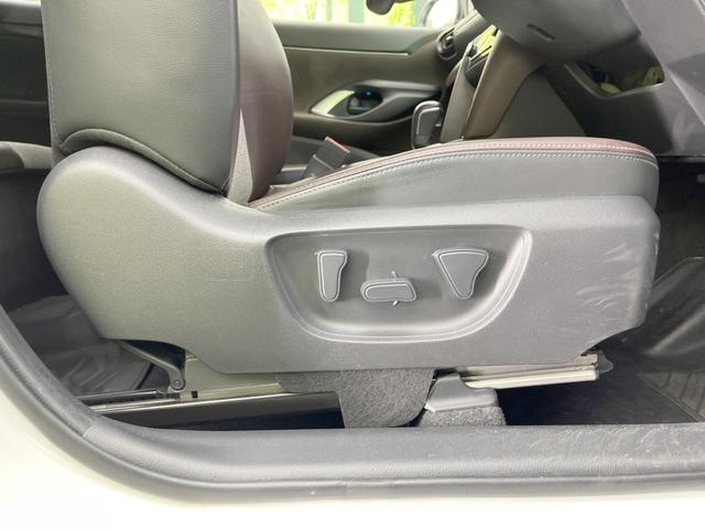 ヤリスクロス ハイブリッドＺ　純正ＤＡ　衝突軽減装置　レーダークルーズコントロール　バックカメラ　ＢＳＭ　ＥＴＣ　ドライブレコーダー　シートヒーター　パワーシート　パワーバックドア　ＬＥＤヘッドライト（52枚目）