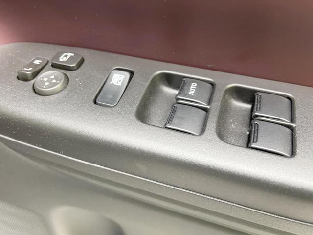 スペーシアカスタム ハイブリッドＸＳ　両側電動ドア　メーカー９型ナビ　全周囲カメラ　衝突被害軽減システム　レーダークルーズ　禁煙車　ハーフレザーシート　ドラレコ　コーナーセンサー　スマートキー　ＬＥＤヘッド　ＥＴＣ　純正１５インチアルミ（46枚目）