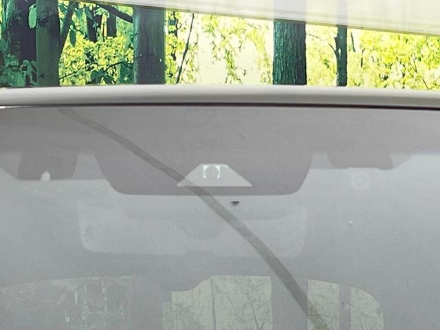 ハリアー Ｇ　純正１２型ナビ　バックカメラ　衝突軽減システム　レーダークルーズ　禁煙車　ＢＳＭ　電動リアゲート　ドラレコ　コーナーセンサー　スマートキー　ＬＥＤヘッド　ＥＴＣ２．０　純正１８インチアルミ（5枚目）