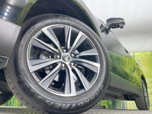 ハリアー Ｇ　純正１２型ナビ　バックカメラ　衝突軽減システム　レーダークルーズ　禁煙車　ＢＳＭ　電動リアゲート　ドラレコ　コーナーセンサー　スマートキー　ＬＥＤヘッド　ＥＴＣ２．０　純正１８インチアルミ（13枚目）