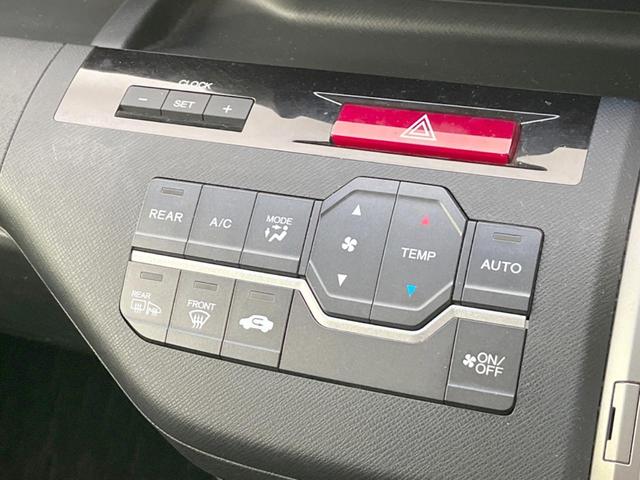 ステップワゴンスパーダ Ｚ　ＨＤＤナビエディション　純正ナビ　後席モニター　両側電動ドア　バックカメラ　禁煙車　ドラレコ　スマートキー　ＨＩＤヘッド　ビルトインＥＴＣ　純正１６インチアルミ　オートエアコン　ＣＤ　ＤＶＤ再生　地デジ　パドルシフト（50枚目）