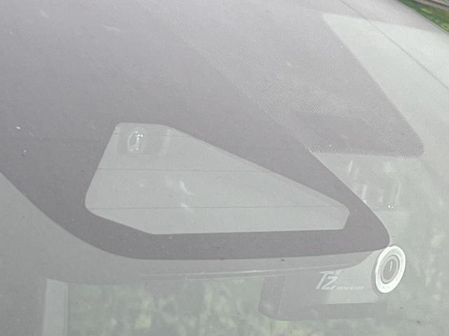 アルファードハイブリッド Ｚ　ガラスルーフ　フルエアロ　両側電動ドア　純正１４型ナビ　後席モニター　全周囲カメラ　１００Ｖ電源　衝突被害軽減システム　レーダークルーズ　禁煙車　電動リアゲート　シートエアコン　ＥＴＣ２．０（27枚目）