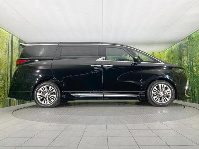 アルファードハイブリッド Ｚ　ガラスルーフ　フルエアロ　両側電動ドア　純正１４型ナビ　後席モニター　全周囲カメラ　１００Ｖ電源　衝突被害軽減システム　レーダークルーズ　禁煙車　電動リアゲート　シートエアコン　ＥＴＣ２．０（34枚目）