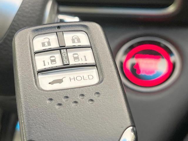 オデッセイ アブソルート・ＥＸ　純正１０型ナビ　両側電動ドア　全周囲カメラ　衝突軽減システム　禁煙車　ハーフレザーシート　ドラレコ　コーナーセンサー　スマートキー　ＬＥＤヘッド　ＥＴＣ２．０　純正１８インチアルミ　オートハイビーム（59枚目）