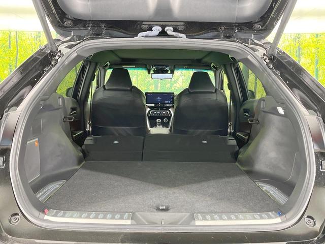 ハリアーハイブリッド Z レザーパッケージ ガラスルーフ 全周囲カメラ 衝突被害軽減システム レーダークルーズ 禁煙車 電動リアゲート レザーシート 前席シートエアコン ドラレコ コーナーセンサー スマートキー LEDヘッド ETC2.0(13枚目)