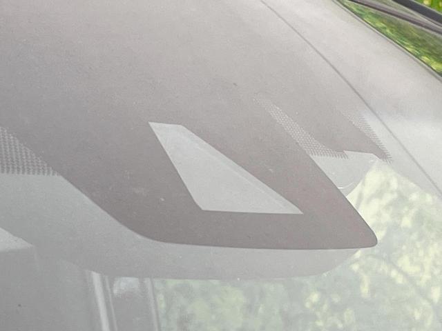 ハリアーハイブリッド Z レザーパッケージ ガラスルーフ 全周囲カメラ 衝突被害軽減システム レーダークルーズ 禁煙車 電動リアゲート レザーシート 前席シートエアコン ドラレコ コーナーセンサー スマートキー LEDヘッド ETC2.0(22枚目)