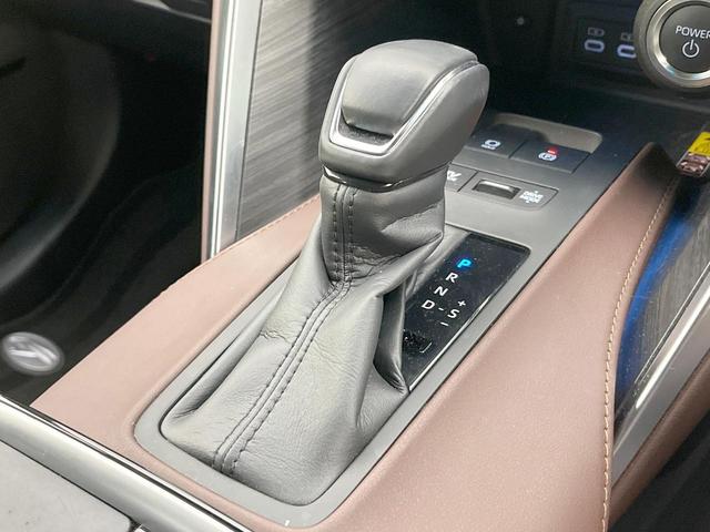 ハリアーハイブリッド Z レザーパッケージ ガラスルーフ 全周囲カメラ 衝突被害軽減システム レーダークルーズ 禁煙車 電動リアゲート レザーシート 前席シートエアコン ドラレコ コーナーセンサー スマートキー LEDヘッド ETC2.0(55枚目)