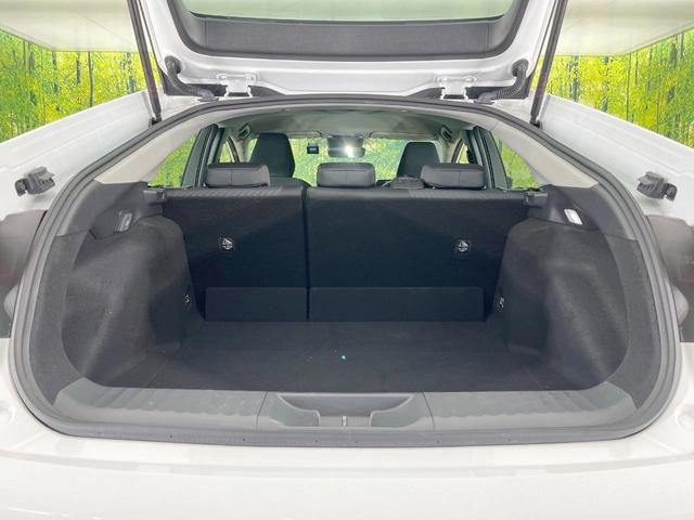 プリウス X バックカメラ 衝突被害軽減システム レーダークルーズ 禁煙車 ドラレコ スマートキー LEDヘッド ETC2.0 オートハイビーム 車線逸脱警報 オートライト オートエアコン Bluetooth(10枚目)