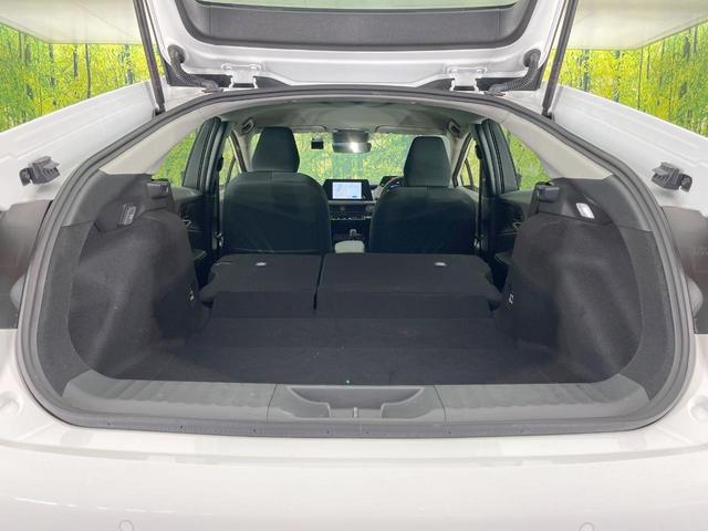 プリウス X バックカメラ 衝突被害軽減システム レーダークルーズ 禁煙車 ドラレコ スマートキー LEDヘッド ETC2.0 オートハイビーム 車線逸脱警報 オートライト オートエアコン Bluetooth(37枚目)