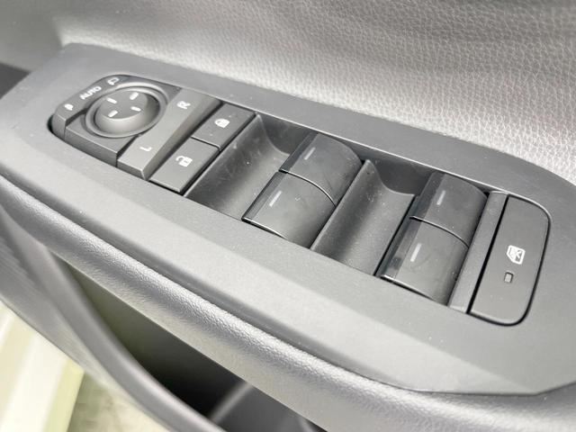 プリウス X バックカメラ 衝突被害軽減システム レーダークルーズ 禁煙車 ドラレコ スマートキー LEDヘッド ETC2.0 オートハイビーム 車線逸脱警報 オートライト オートエアコン Bluetooth(40枚目)