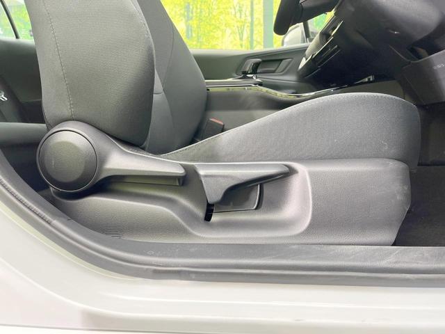 プリウス X バックカメラ 衝突被害軽減システム レーダークルーズ 禁煙車 ドラレコ スマートキー LEDヘッド ETC2.0 オートハイビーム 車線逸脱警報 オートライト オートエアコン Bluetooth(42枚目)