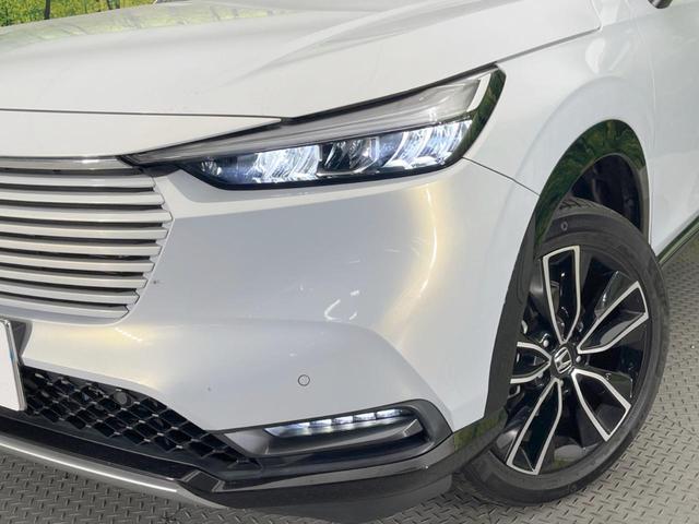 ヴェゼル ｅ：ＨＥＶ　Ｚ　純正ＳＤナビ　バックカメラ　衝突被害軽減システム　レーダークルーズ　禁煙車　ブラインドスポットモニター　電動リアゲート　ドラレコ　コーナーセンサー　スマートキー　ＬＥＤヘッド　ビルトインＥＴＣ（12枚目）