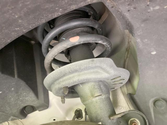 ヴェゼル ｅ：ＨＥＶ　Ｚ　純正ＳＤナビ　バックカメラ　衝突被害軽減システム　レーダークルーズ　禁煙車　ブラインドスポットモニター　電動リアゲート　ドラレコ　コーナーセンサー　スマートキー　ＬＥＤヘッド　ビルトインＥＴＣ（20枚目）