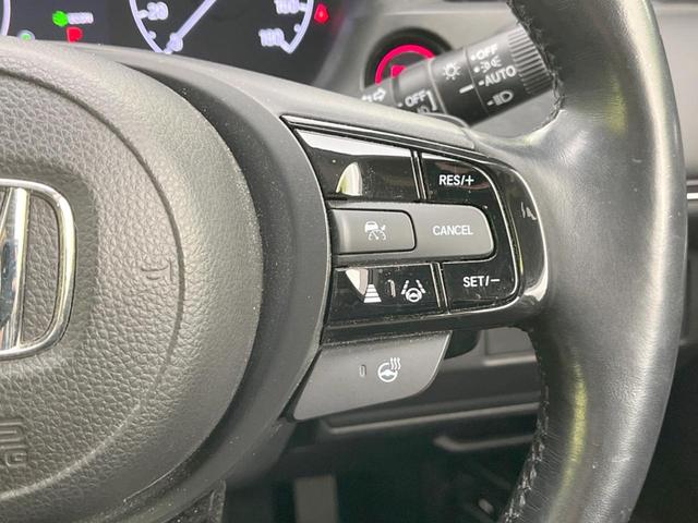 ヴェゼル ｅ：ＨＥＶ　Ｚ　純正ＳＤナビ　バックカメラ　衝突被害軽減システム　レーダークルーズ　禁煙車　ブラインドスポットモニター　電動リアゲート　ドラレコ　コーナーセンサー　スマートキー　ＬＥＤヘッド　ビルトインＥＴＣ（28枚目）