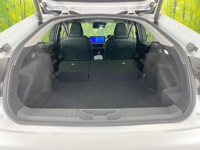 プリウス Z ガラスルーフ 純正12.3型ナビ 全周囲カメラ 100V電源 衝突軽減システム レーダークルーズ 禁煙車 電動リアゲート 前席シートエアコン パワーシート ドラレコ コーナーセンサー スマートキー(10枚目)