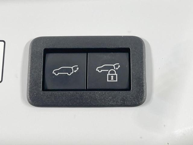 プリウス Z ガラスルーフ 純正12.3型ナビ 全周囲カメラ 100V電源 衝突軽減システム レーダークルーズ 禁煙車 電動リアゲート 前席シートエアコン パワーシート ドラレコ コーナーセンサー スマートキー(39枚目)