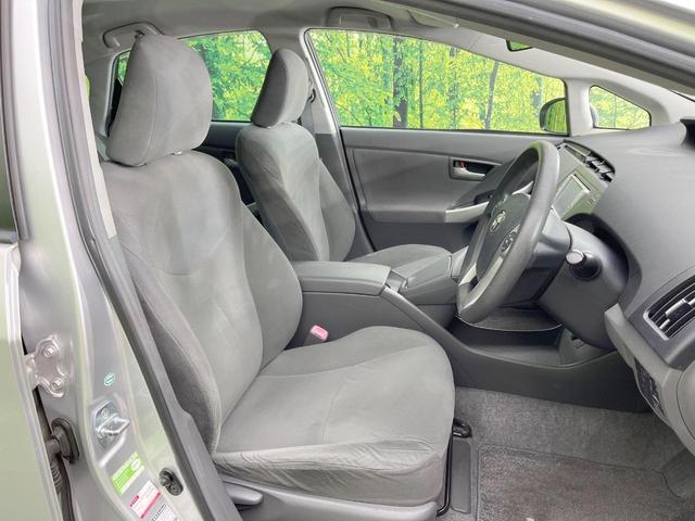 プリウス L 純正ナビ 禁煙車 スマートキー ETC 純正15インチアルミ オートライト オートエアコン CD DVD再生 地デジ ドアバイザー プライバシーガラス 盗難防止システム(8枚目)