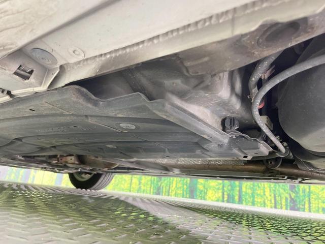 プリウス L 純正ナビ 禁煙車 スマートキー ETC 純正15インチアルミ オートライト オートエアコン CD DVD再生 地デジ ドアバイザー プライバシーガラス 盗難防止システム(21枚目)