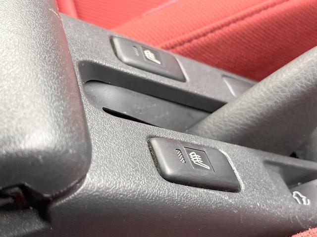 コペン セロ 純正ナビ バックカメラ 禁煙車 シートヒーター スマートキー LEDヘッド ETC 純正16インチアルミ オートエアコン Bluetooth CD DVD再生 フルセグ(5枚目)