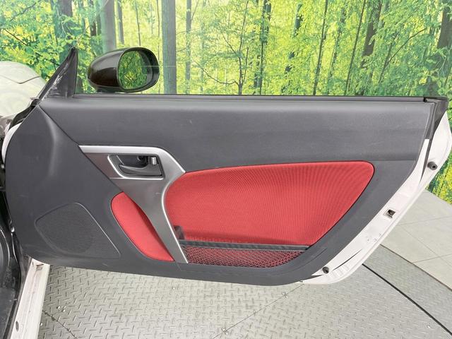 コペン セロ 純正ナビ バックカメラ 禁煙車 シートヒーター スマートキー LEDヘッド ETC 純正16インチアルミ オートエアコン Bluetooth CD DVD再生 フルセグ(35枚目)