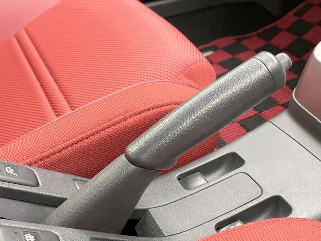 コペン セロ 純正ナビ バックカメラ 禁煙車 シートヒーター スマートキー LEDヘッド ETC 純正16インチアルミ オートエアコン Bluetooth CD DVD再生 フルセグ(44枚目)