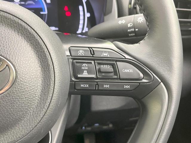 ヤリスクロス ハイブリッドZ 全周囲カメラ 衝突被害軽減システム レーダークルーズ 禁煙車 ハーフレザーシート パワーシート ドラレコ コーナーセンサー スマートキー LEDヘッド ETC2.0 純正18インチアルミ(6枚目)