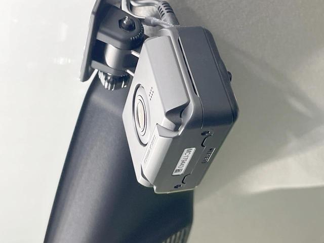 スペーシアギア ハイブリッドXZ ターボ メーカー9型ナビ 両側電動ドア 全周囲カメラ 衝突軽減 禁煙車 ドラレコ HUD オットマン コーナーセンサー スマートキー LEDヘッド ルーフレール ETC 純正14インチアルミ オートハイビーム(25枚目)