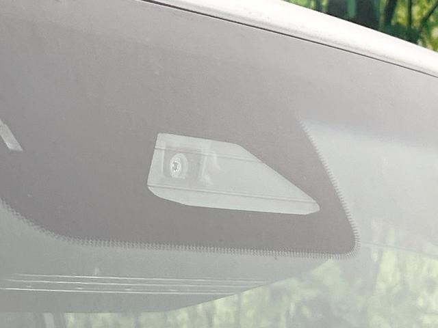 ランドクルーザー250 VX サンルーフ 全周囲カメラ 純正12.3型ナビ 衝突軽減装置 レーダークルーズ 禁煙車 電動リアゲート 丸目LEDヘッド レザーシート シートエアコン パワーシート ドラレコ スマートキー(6枚目)