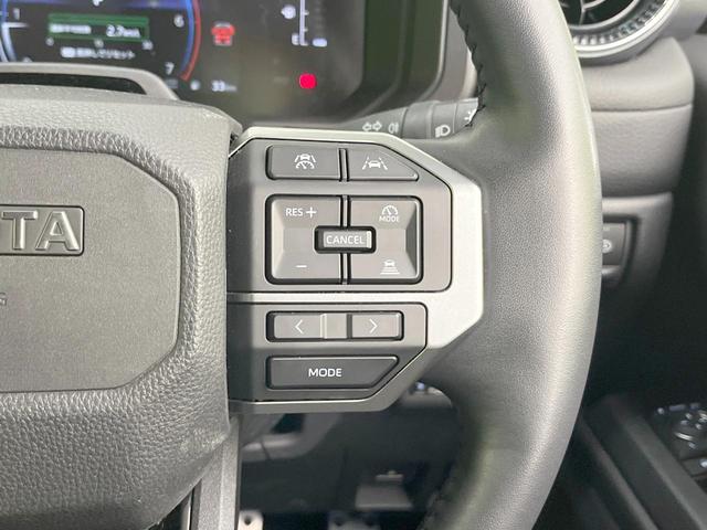 ランドクルーザー250 VX サンルーフ 全周囲カメラ 純正12.3型ナビ 衝突軽減装置 レーダークルーズ 禁煙車 電動リアゲート 丸目LEDヘッド レザーシート シートエアコン パワーシート ドラレコ スマートキー(7枚目)