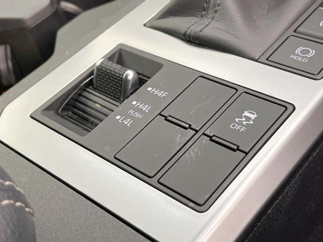 ランドクルーザー250 VX サンルーフ 全周囲カメラ 純正12.3型ナビ 衝突軽減装置 レーダークルーズ 禁煙車 電動リアゲート 丸目LEDヘッド レザーシート シートエアコン パワーシート ドラレコ スマートキー(59枚目)