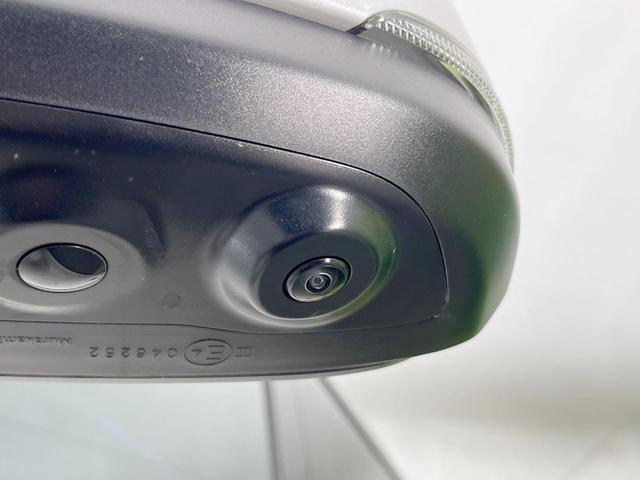 アルファード Ｚ　ガラスルーフ　純正１４型ナビ　全周囲カメラ　両側電動スライドドア　衝突軽減装置　パワーバックドア　ＢＳＭ　デジタルミラー　レーダークルーズ　ＬＥＤヘッドライト　オットマン　パワーシート（33枚目）