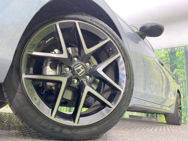 �y�����A���~�z�C�[���z�O�ςɃ}�b�`���������A���~�z�C�[���𑕒����Ă���܂��B�e��ЊO�A���~�z�C�[����A�X�^�b�h���X�^�C�����戵�����Ă���܂��B���񂲑��k����������