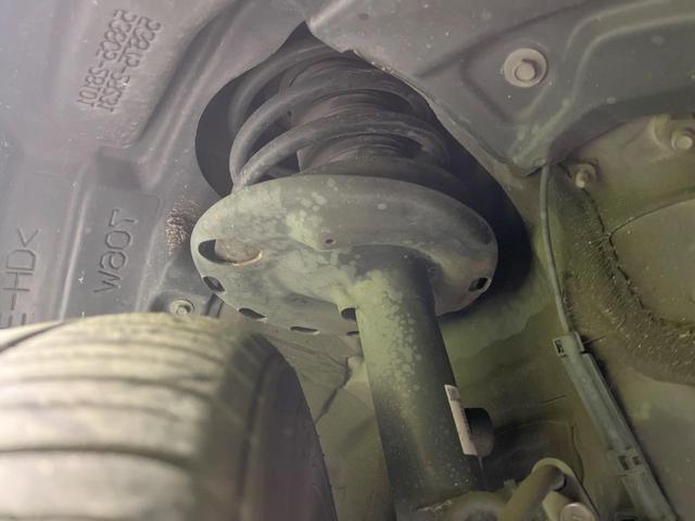 ノア Ｓｉ　ダブルバイビー　両側電動ドア　ＡＬＰＩＮＥ１１型ナビ　後席モニター　衝突軽減システム　レーダークルーズ　禁煙車　ドラレコ　スマートキー　ＬＥＤヘッド　ＥＴＣ２．０　純正１６インチアルミ　オートハイビーム　オートライト（21枚目）