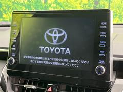 【メーカー純正ナビ】インテリアに溶け込むスタイリッシュな「専用設計」メーカーナビを装備♪視認性や操作性など基本性能にも優れ、より上質なカーライフをお楽しみいただけます。 4